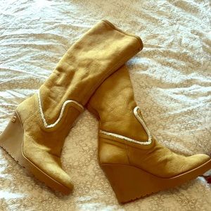 Gucci shearling boots